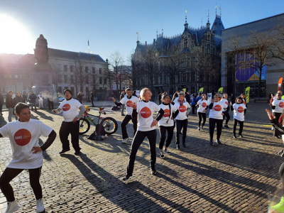 De dansscholen gaan weer open.
