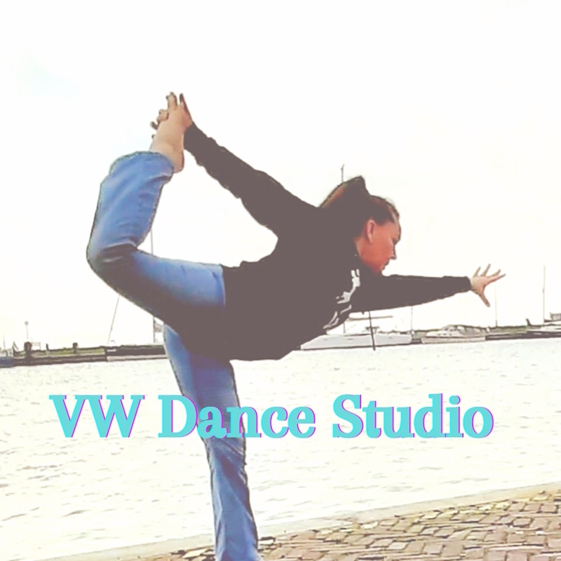 VW Dance Studio in  Voorhout